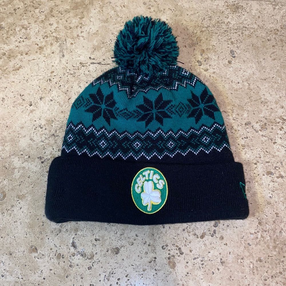 New Era Celtics Beanie